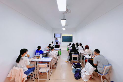 汉口学院自考网，助力学子圆梦舞台